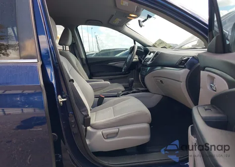 2017 Honda Pilot Ex z USA, uszkodzony, nr VIN 5FNYF5H37HB027092